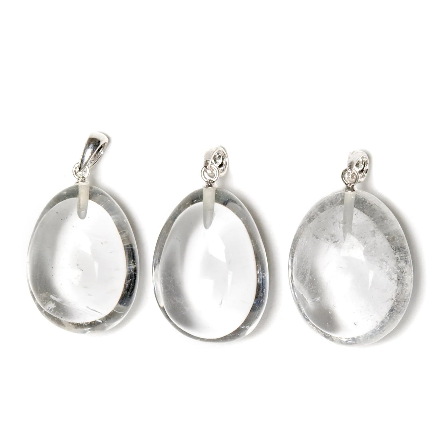 Runt bergkristallhänge med silverögla, längd 27-34 mm