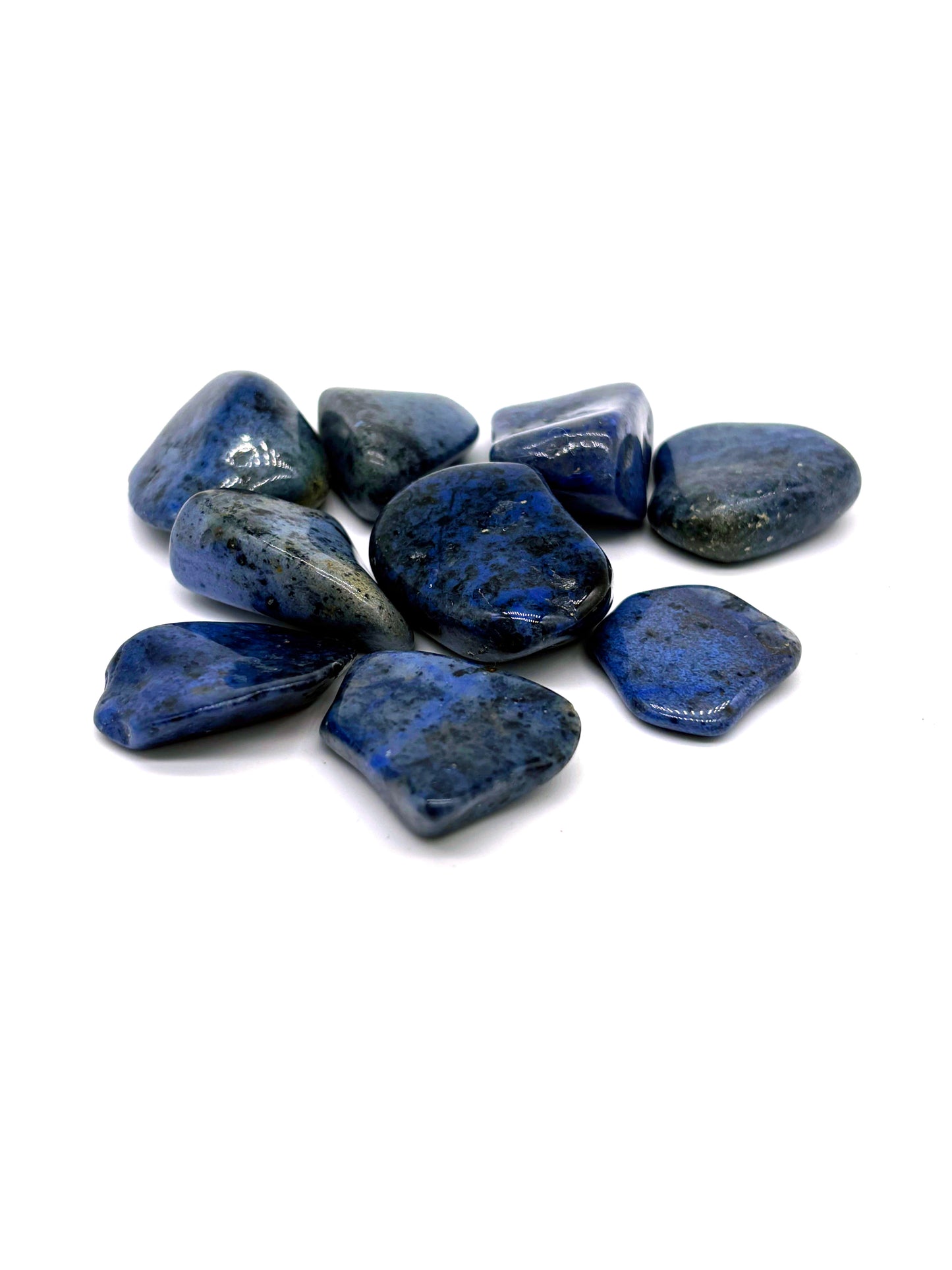 Dumortierit – kristall för självförtroende, personlig utveckling och mental klarhet