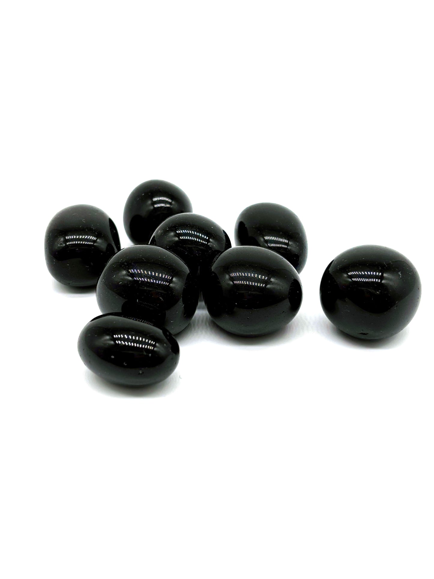 Svart obsidian – beskyddande kristall för jordning, stabilitet och inre styrka