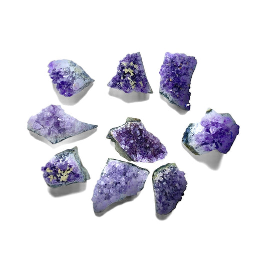 Ametist – dekorativ kristall som sprider lugn, harmoni och balans i hemmet 