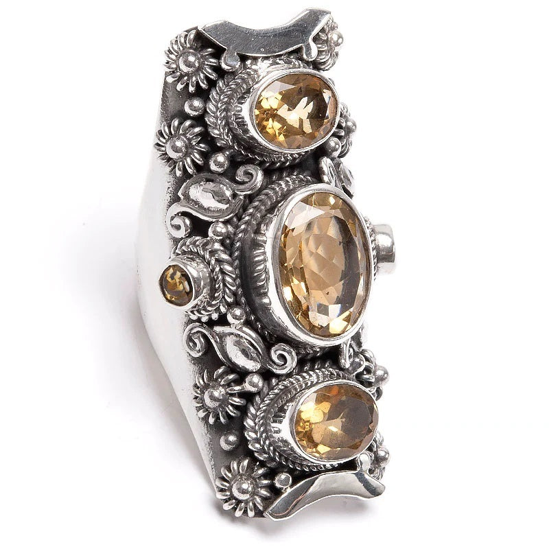 Silverring med 5 citriner och blommor, längd 45 mm, bredd 23 mm