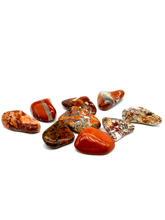 Jaspis Brecci kristall för rot- och sacralchakrat som främjar grundning, energi och balans