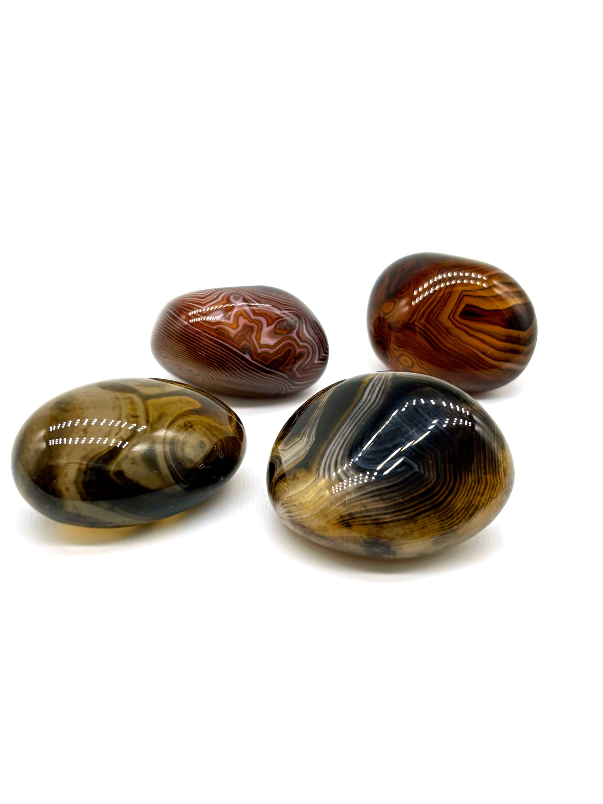 Silkes Agat – grundande och lugnande sten för solar plexus chakra, stärker självkänsla, självförtroende och fokus