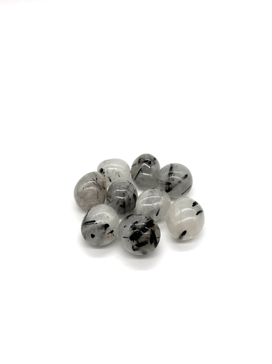 Turmalinkvarts kristall med svart turmalin och bergkristall, balanserar energier, renar negativ energi och stärker alla chakran